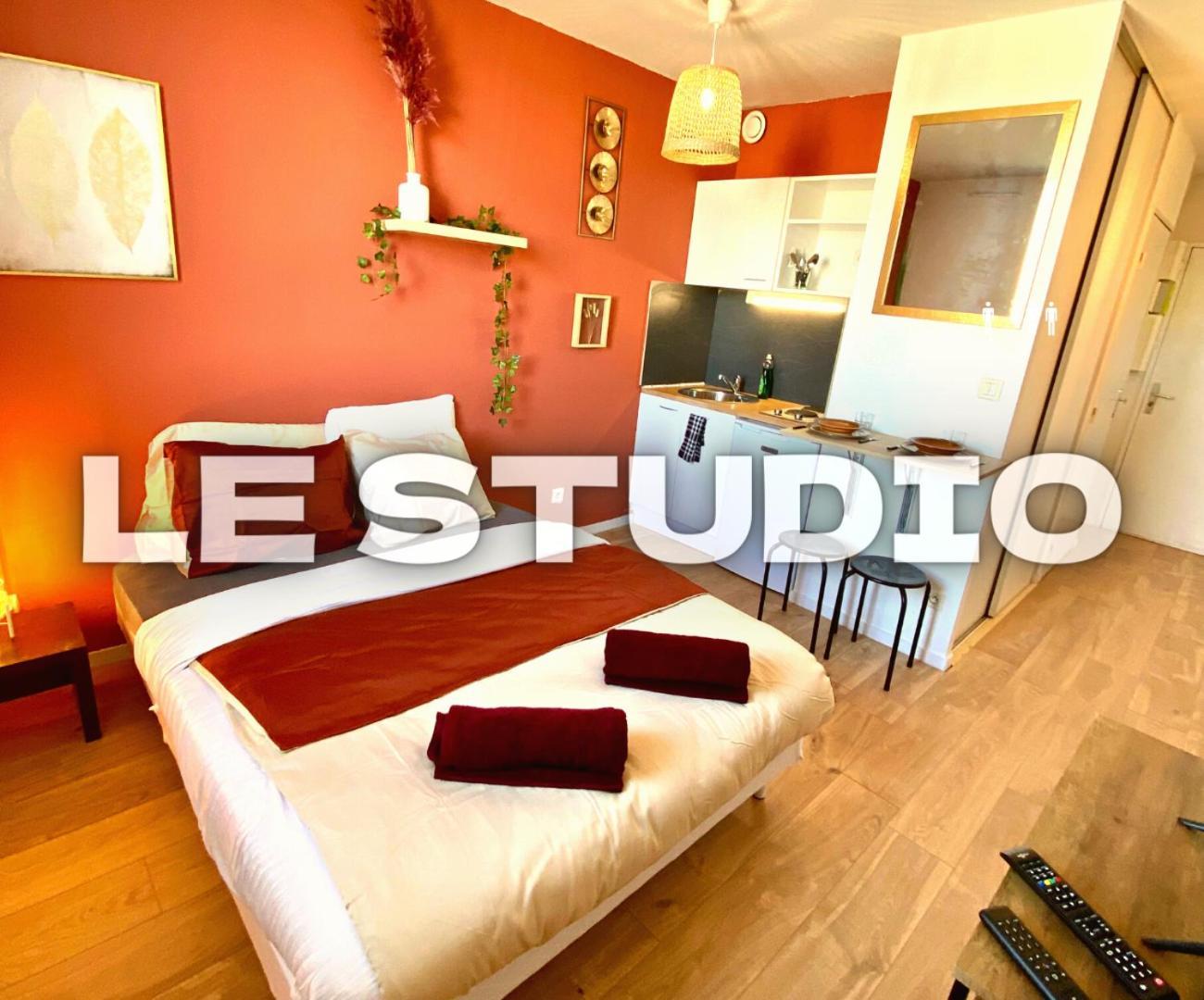 Splendide Studio Moderne - Proche Centre - Laverie Nimes Exterior photo